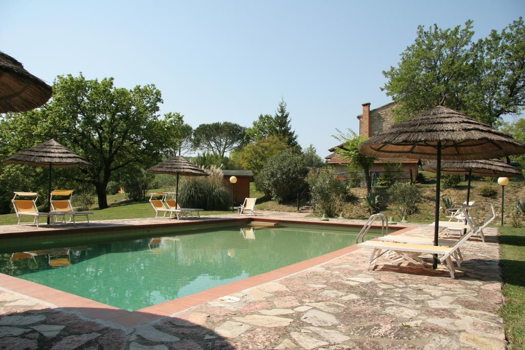 Hostal Campo Di Carlo Sassetta Exterior foto